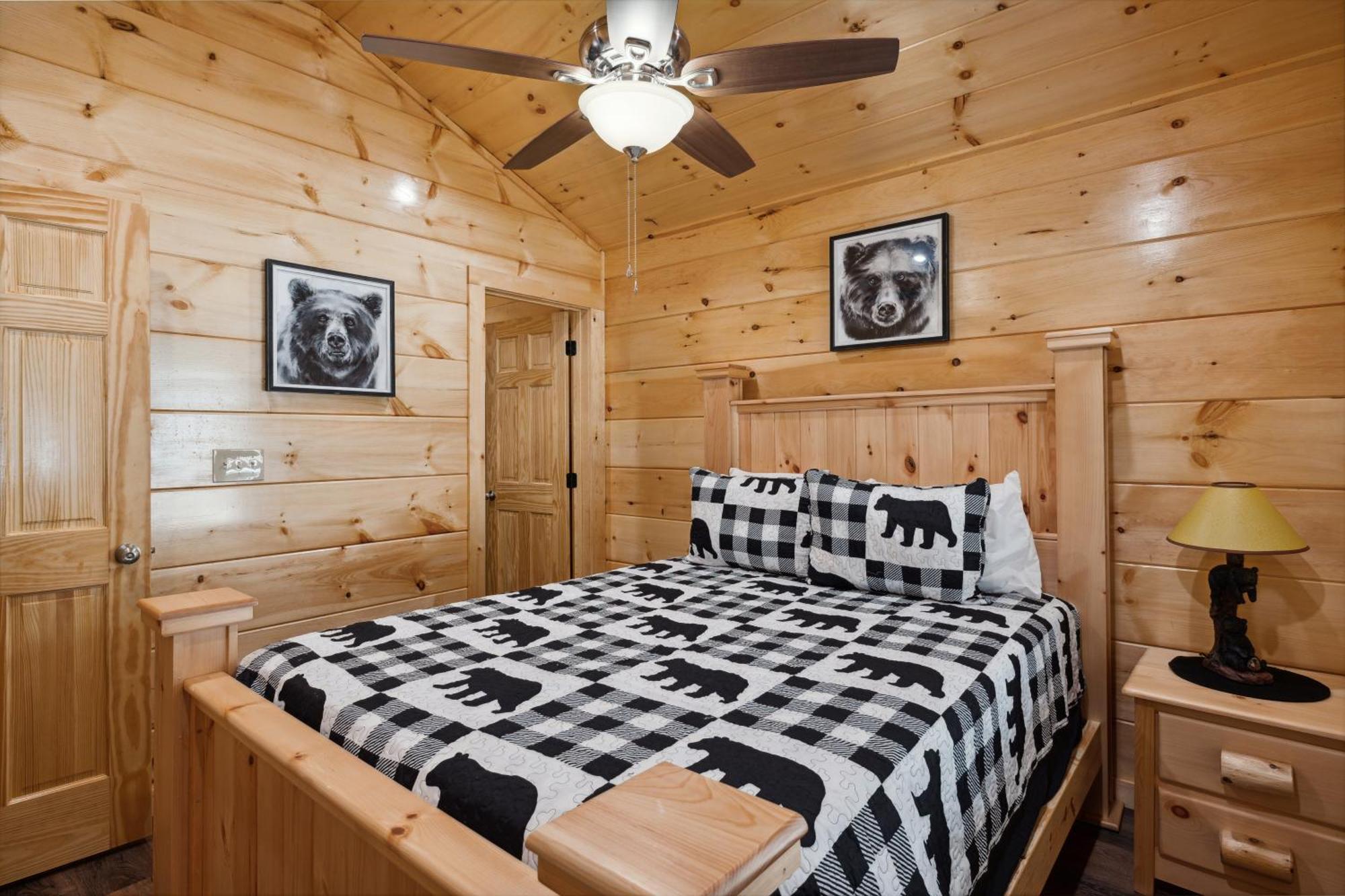 The 3 Bears Is A Newly Built 3 Bedroom Cabin Only 3 Minutes From The Parkway! Pigeon Forge Eksteriør bilde
